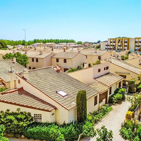 Holiday home Les Maisons De La Plage-13 By Interhome *