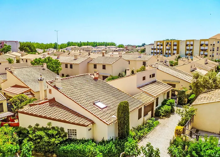 Дом отдыха Les Maisons De La Plage-13 By Interhome *
