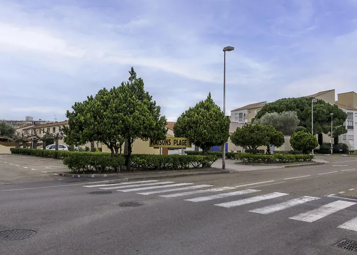 Les Maisons De La Plage-13 By Interhome *